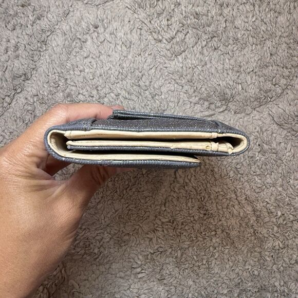 Guess Tri-Fold Faux Leather Wallet Charcoal Gray/Silver Monogram G‎ - Picture 15 of 16